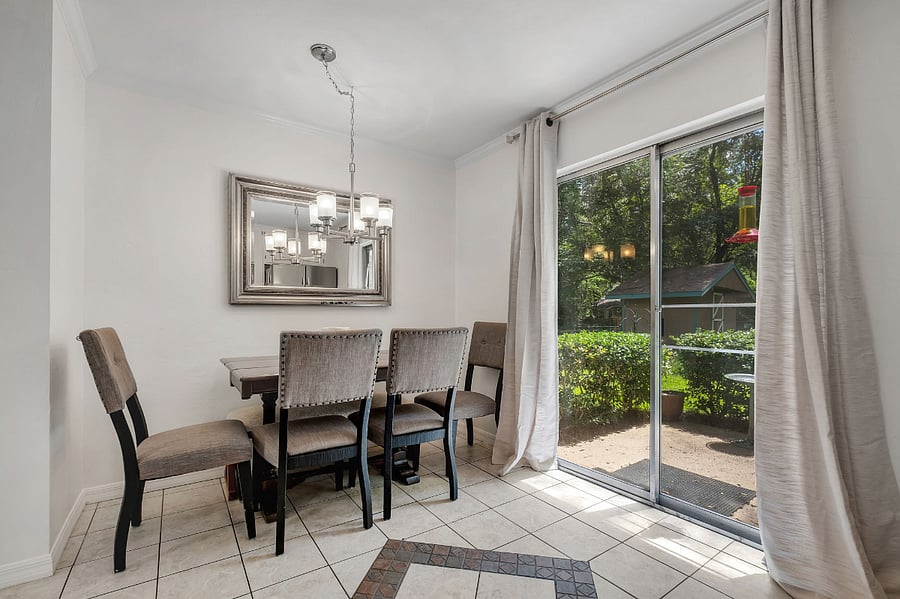 Furnished Finder property 875236_1 photo 17