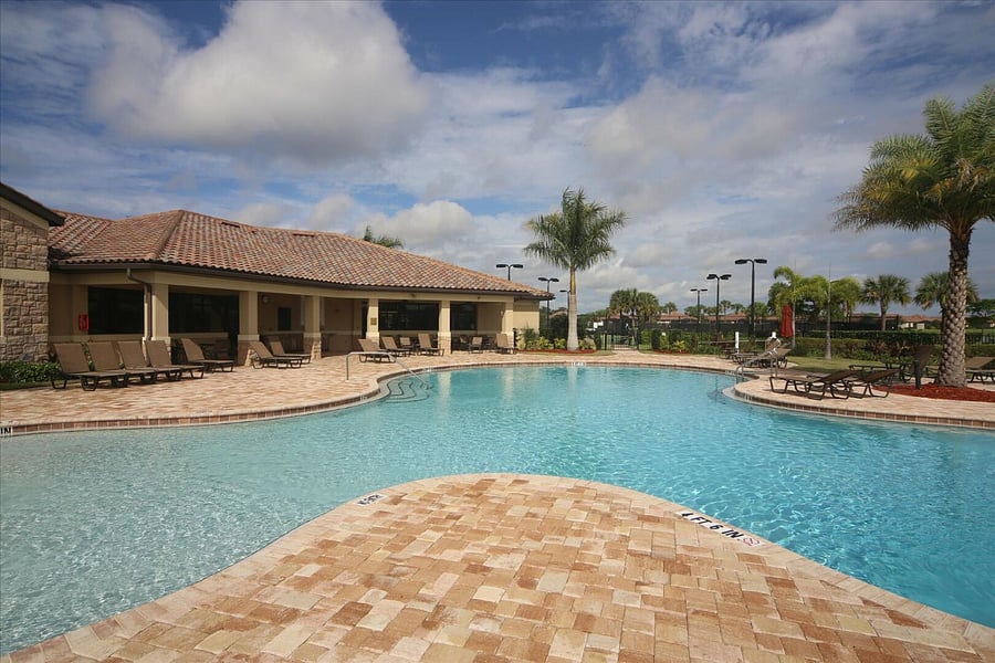 Furnished Finder property 875243_1 photo 37