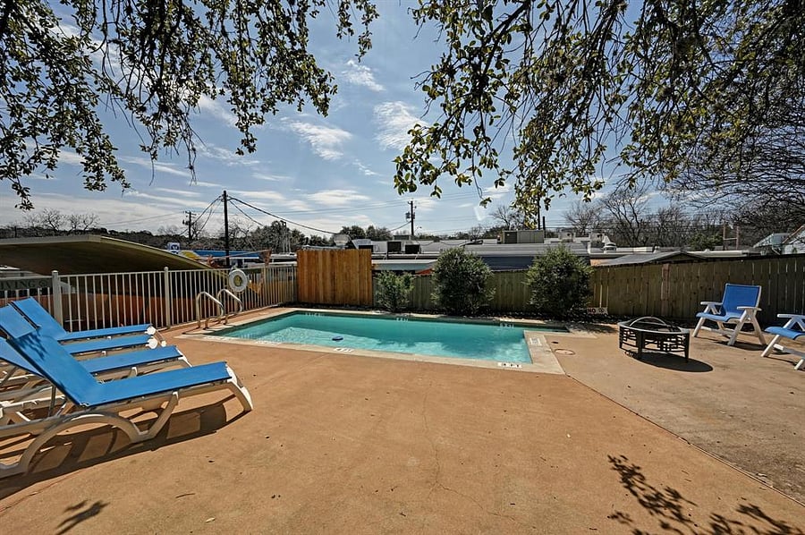Furnished Finder property 875253_1 photo 11