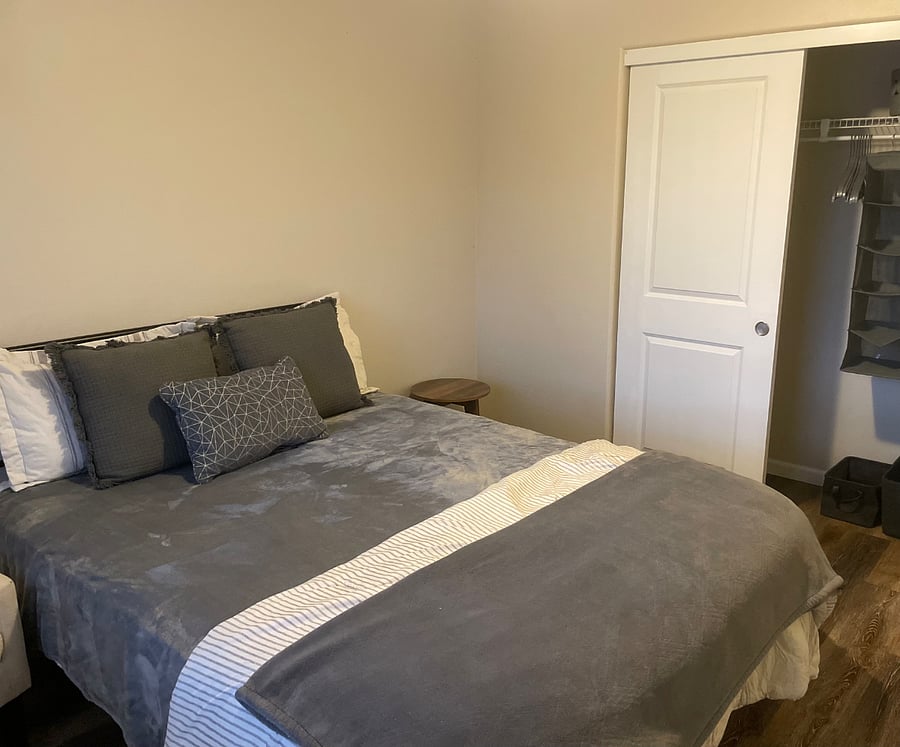 Standard Queen Bedroom
