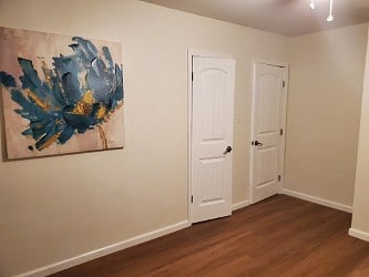 MBR/BEDROOM #1- Fits 2 Queen Beds or 2 Twin Beds
With Closet.