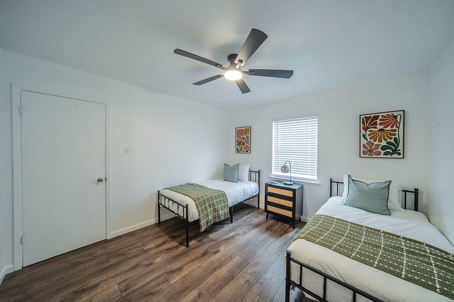 Furnished Finder property 875321_1 photo 3