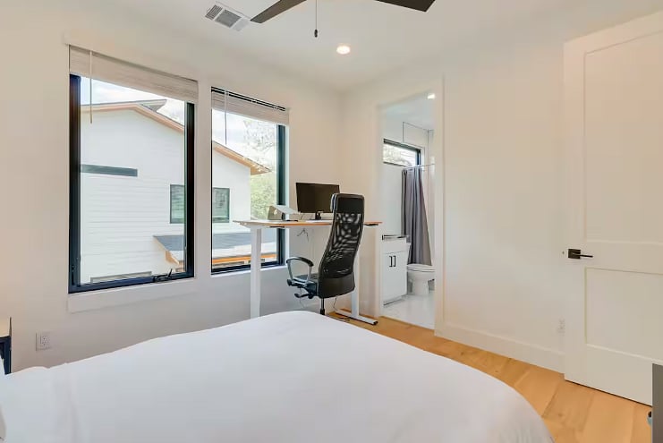 Furnished Finder property 875323_1 photo 22