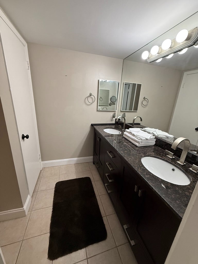 Furnished Finder property 875352_1 photo 9
