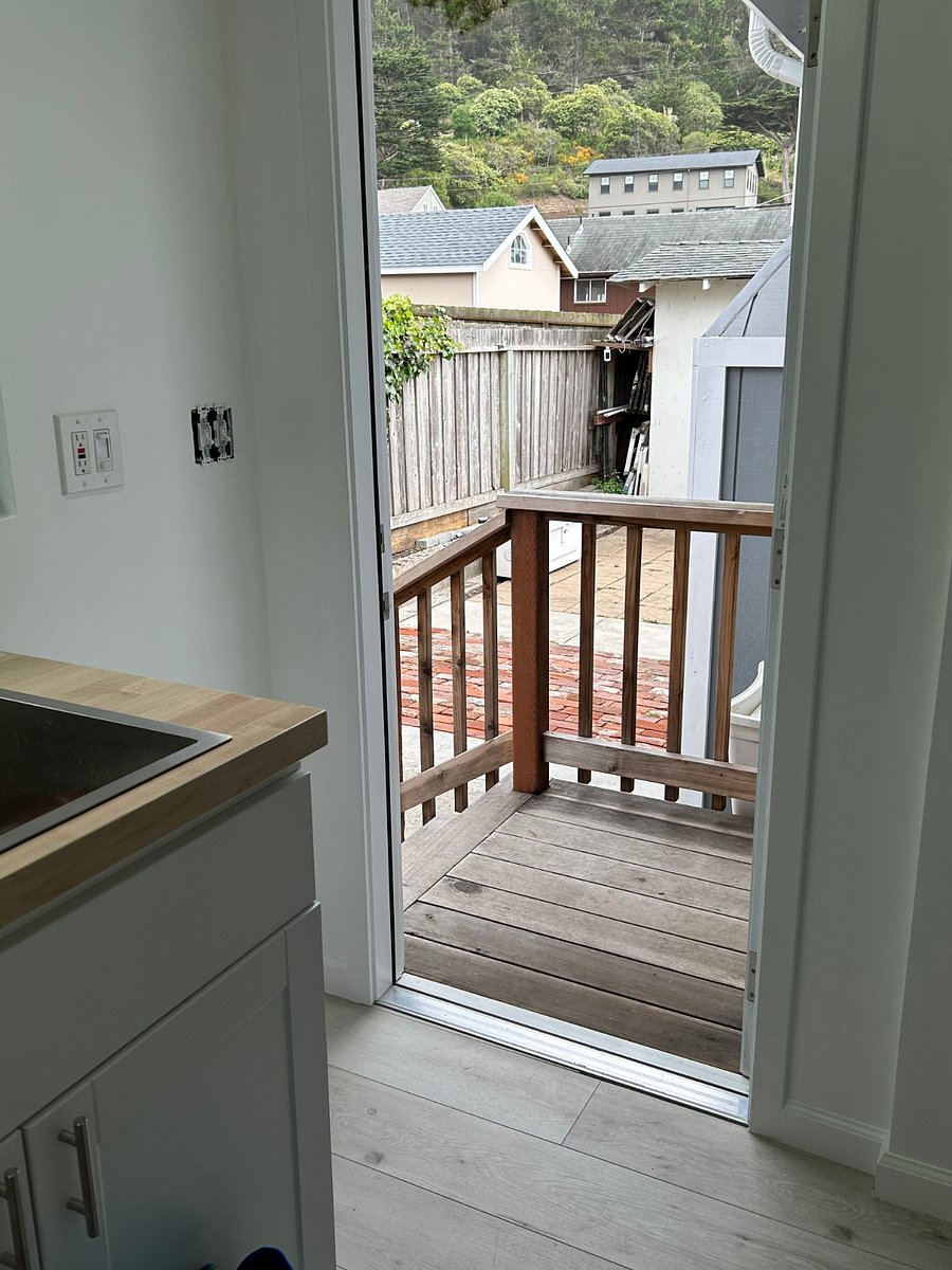 Furnished Finder property 875369_1 photo 3