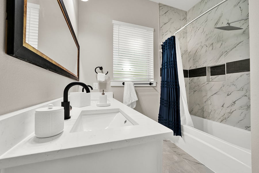 Room 5 Ensuite Bathroom with Rainfall Shower