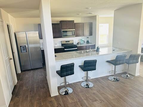 Furnished Finder property 875402_1 photo 7