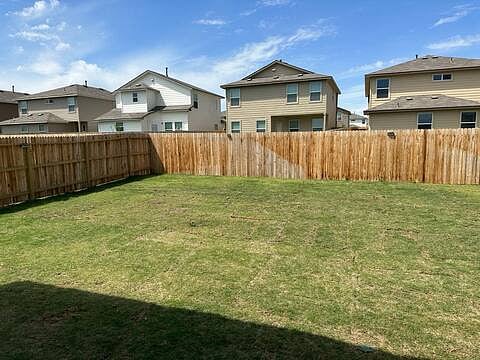 Furnished Finder property 875402_1 photo 10