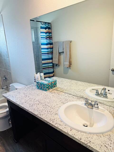 Furnished Finder property 875402_1 photo 15