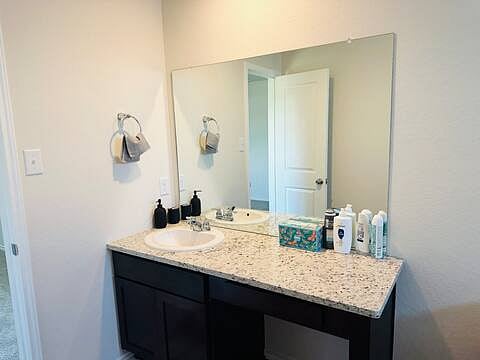 Furnished Finder property 875402_1 photo 18