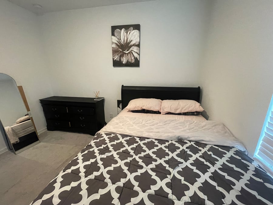Furnished Finder property 875404_1 photo 12