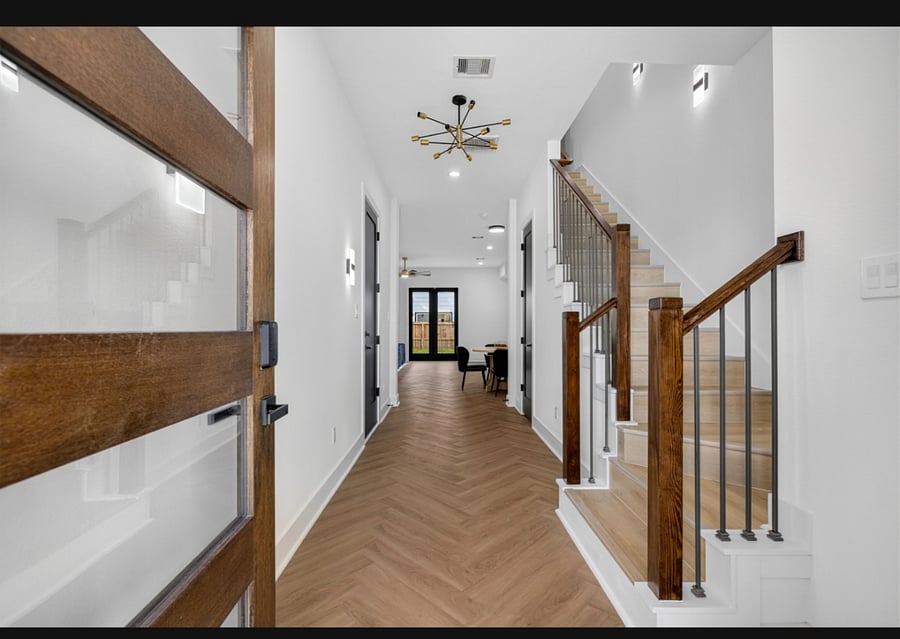 Furnished Finder property 875419_2 photo 7