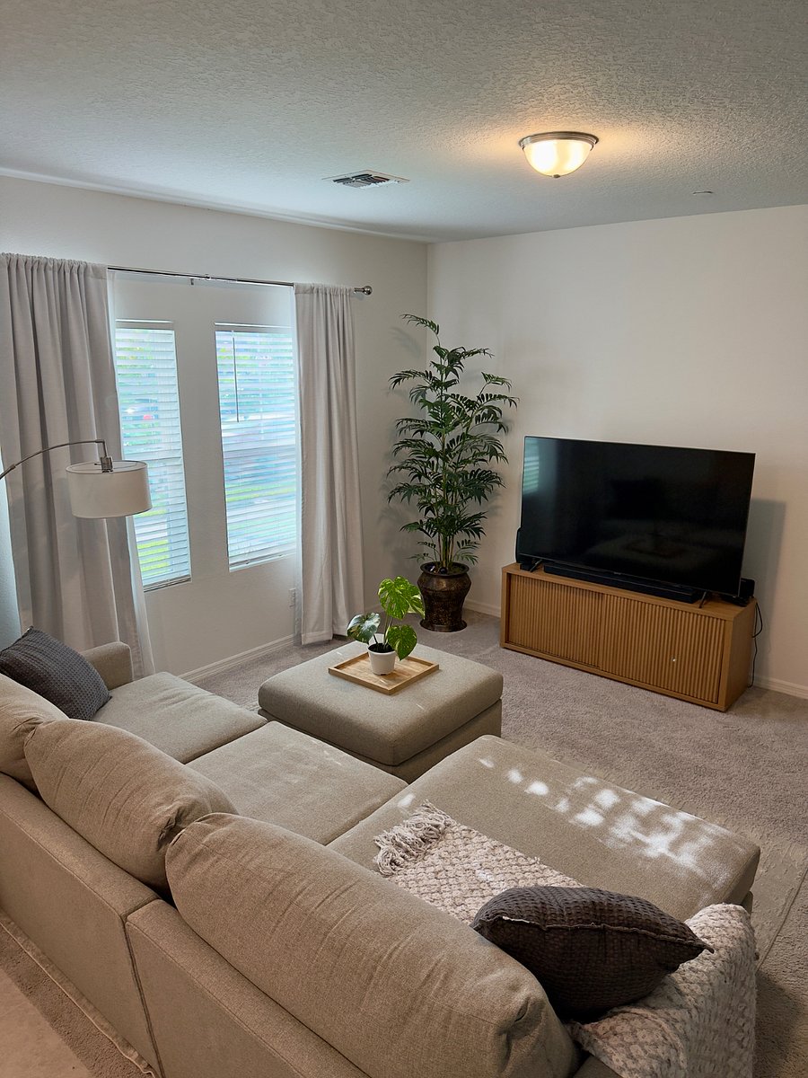 Furnished Finder property 875420_1 photo 3