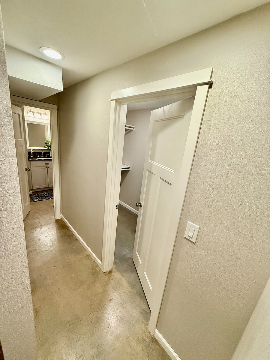Furnished Finder property 875439_1 photo 9