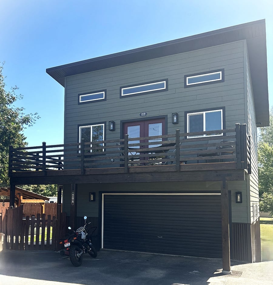 208 W 2nd Ave, Kootenai, ID 83840