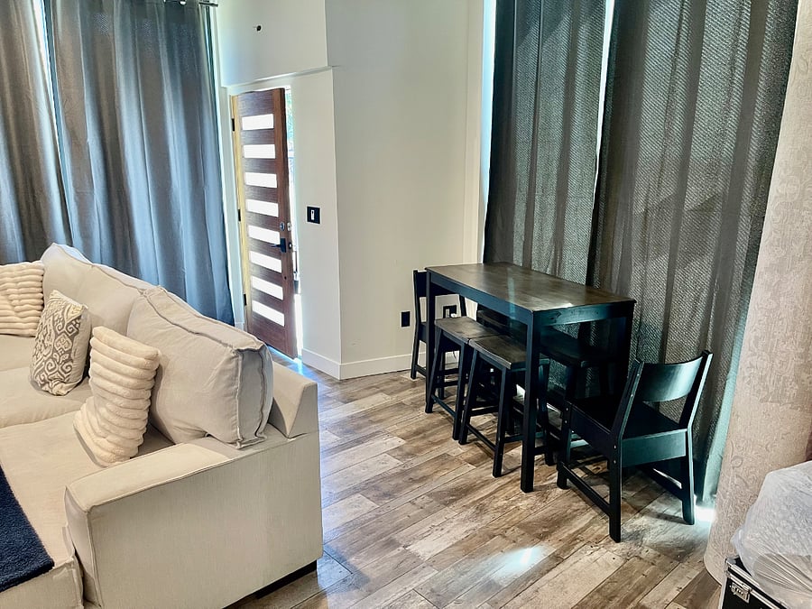Furnished Finder property 875476_1 photo 9