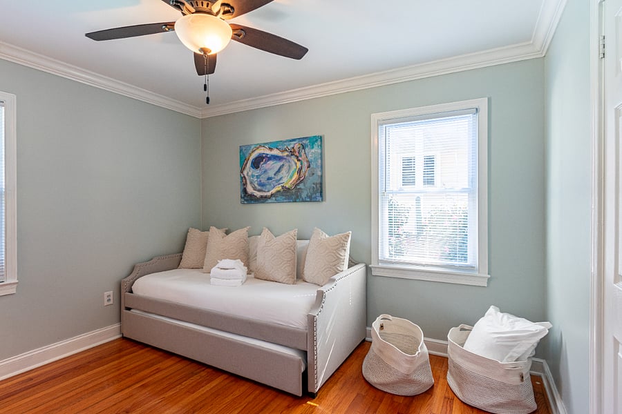 Guest Bedroom 3 - Trundle Bed (2 twin size mattresses)