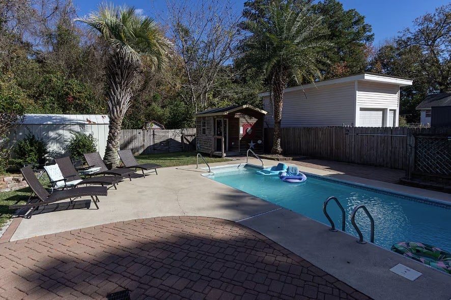 Furnished Finder property 875485_1 photo 29