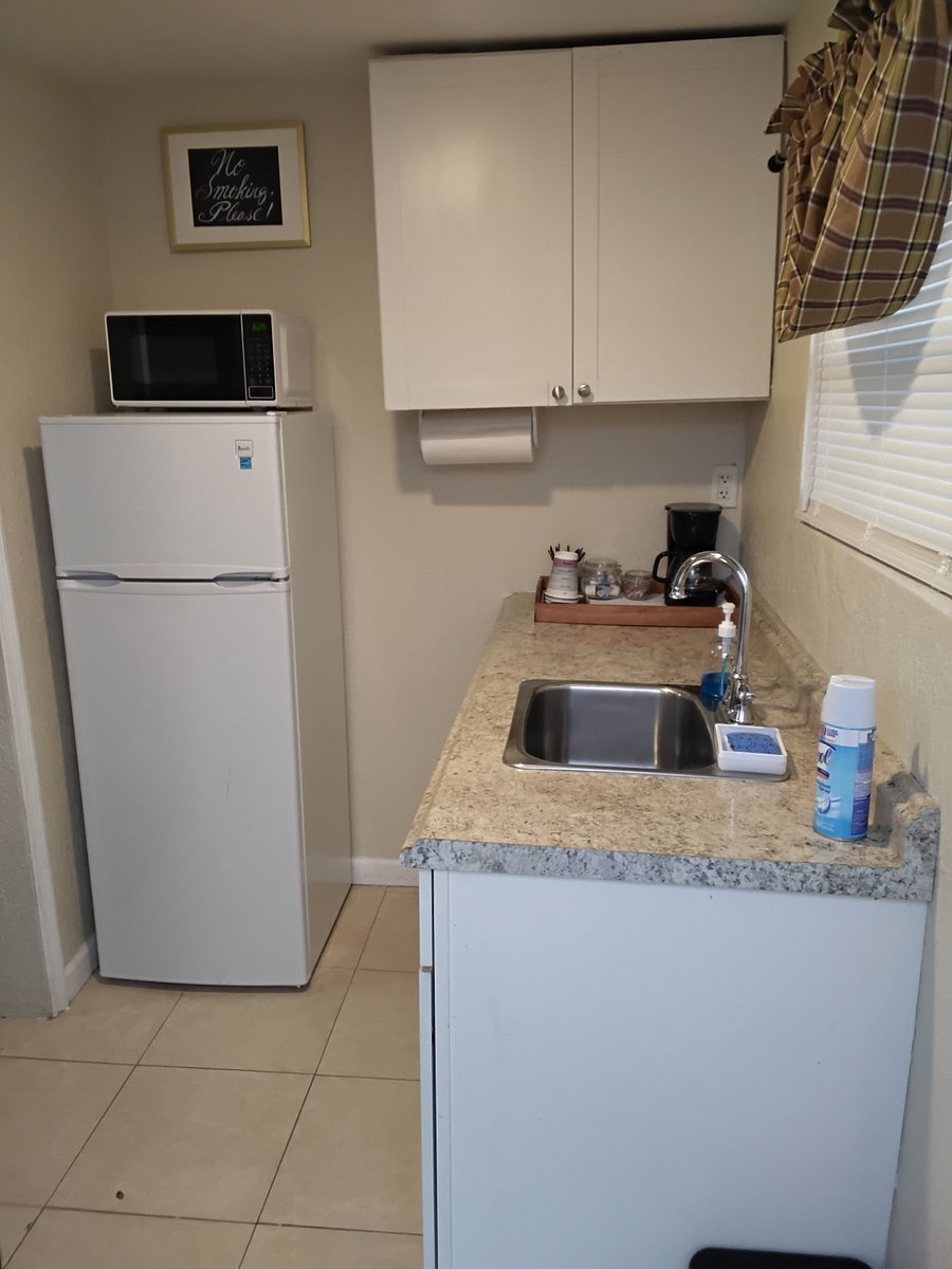 Furnished Finder property 875489_1 photo 3