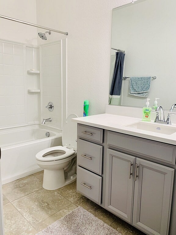 Common Bathroom in Second Floor