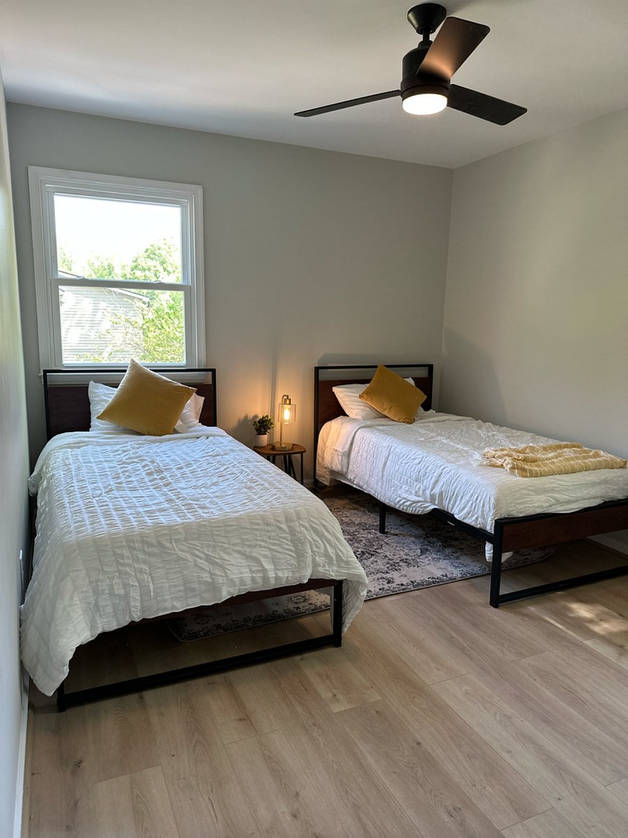 Furnished Finder property 875517_1 photo 9