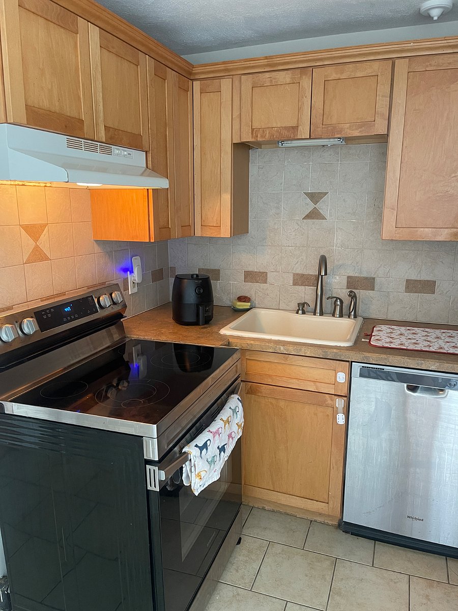 Furnished Finder property 875522_1 photo 10