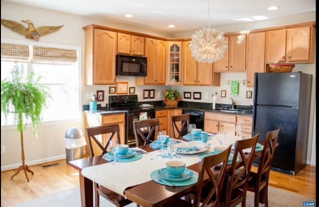 Furnished Finder property 875532_1 photo 4