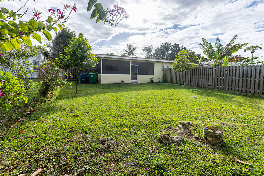 Furnished Finder property 875537_1 photo 12