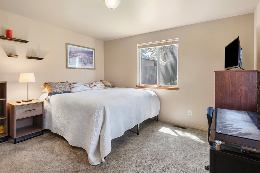 Downstairs King Bendroom w/ workstation and Smart TV