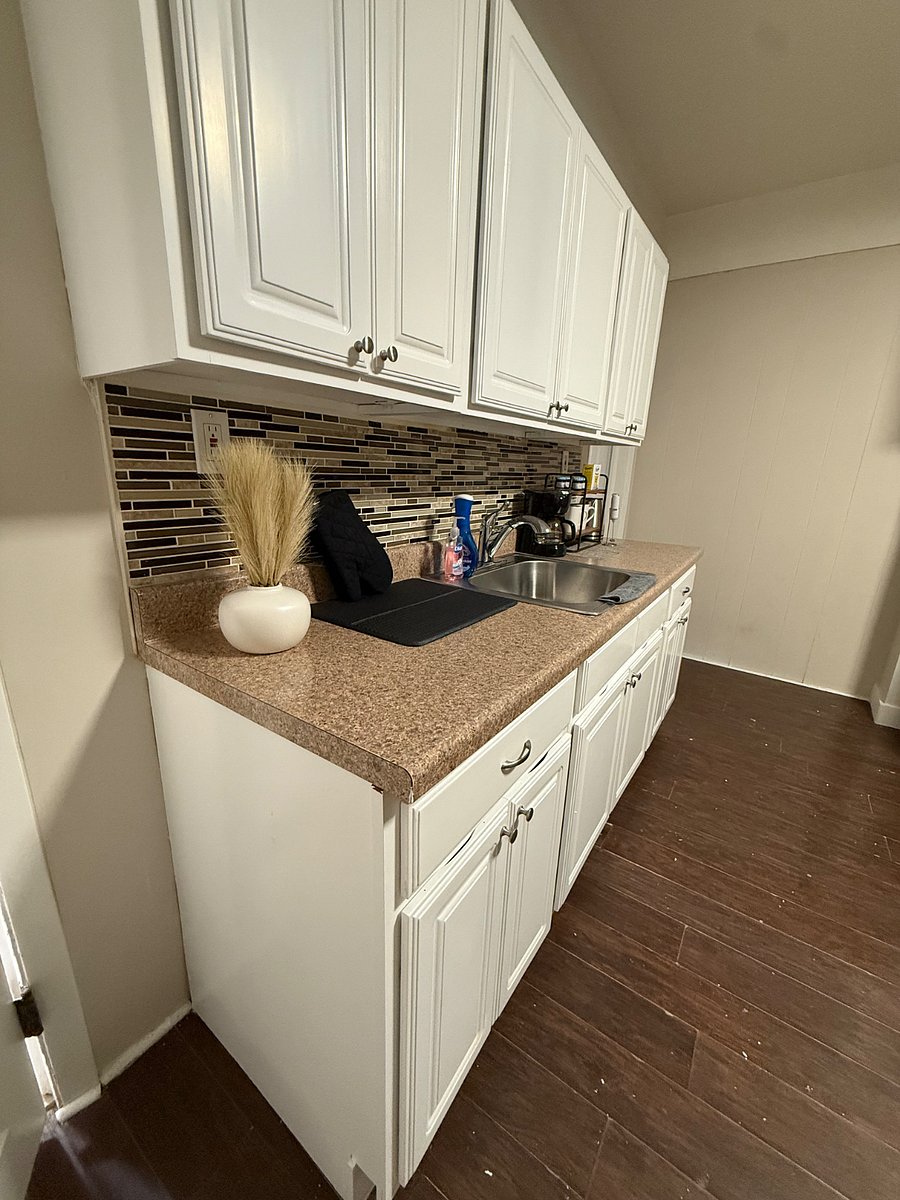 Furnished Finder property 875571_1 photo 15
