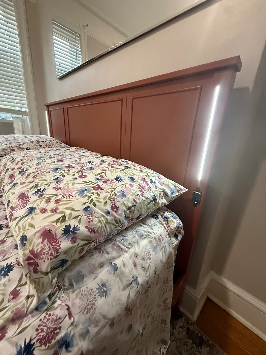 Dimmable hand touch bedside light. This amenity is perfect for reading your favorite book before bedtime and not disturbing your partner.