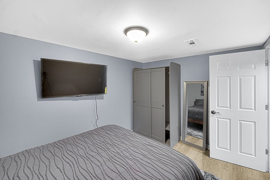 Furnished Finder property 875589_1 photo 13