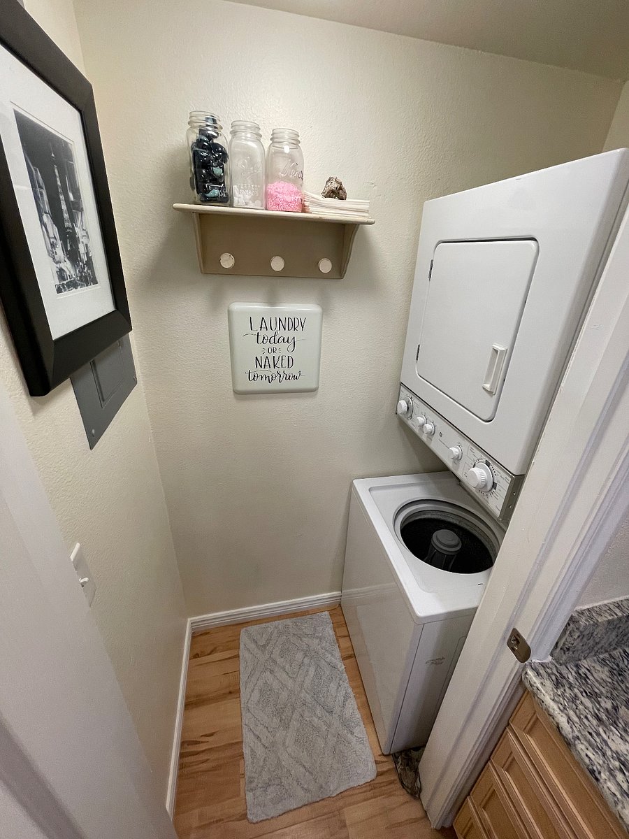 Furnished Finder property 875594_1 photo 22