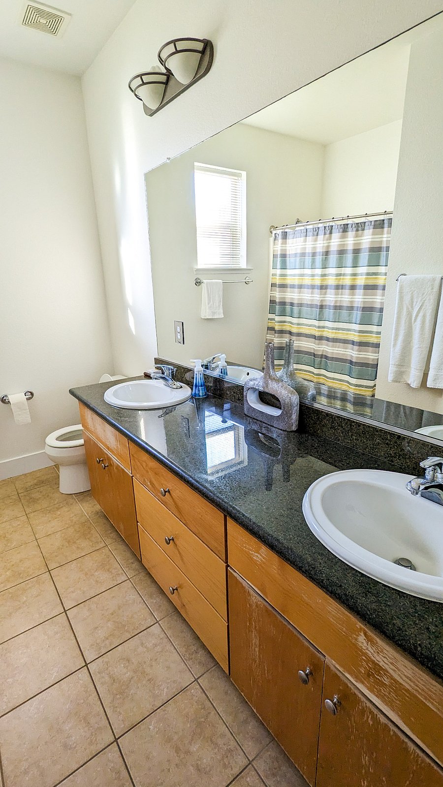Furnished Finder property 875602_1 photo 4