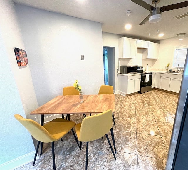 Furnished Finder property 875613_1 photo 3