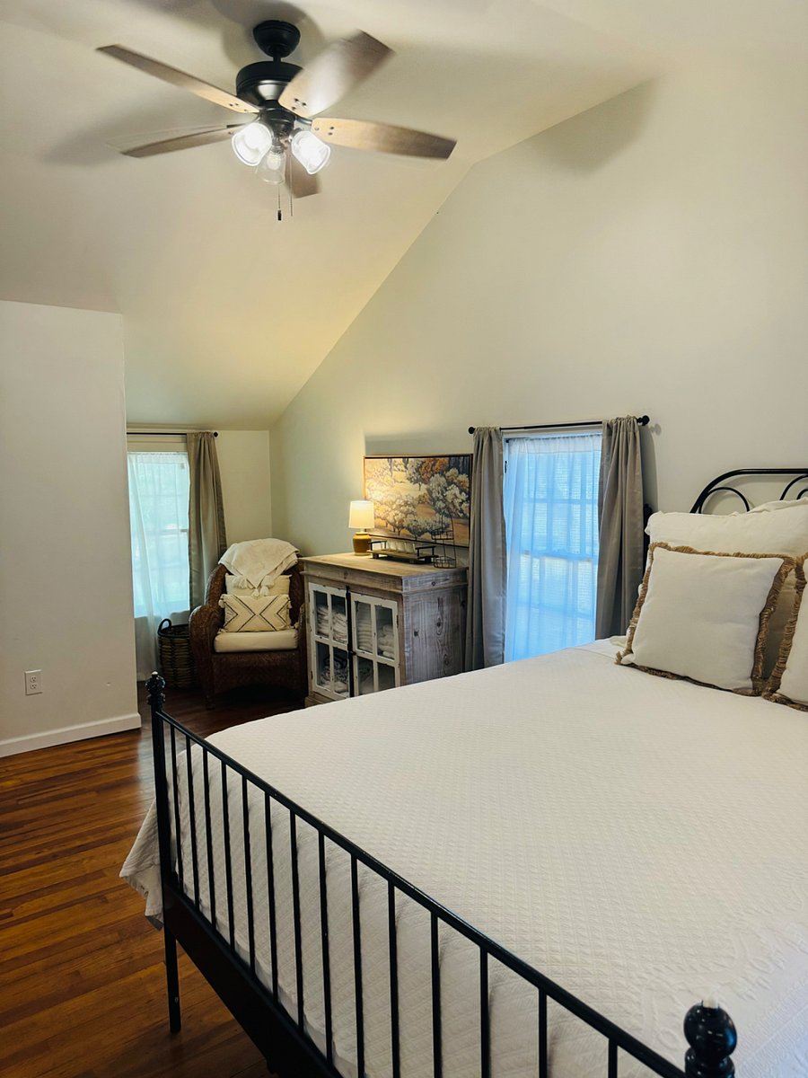 Furnished Finder property 875631_1 photo 16