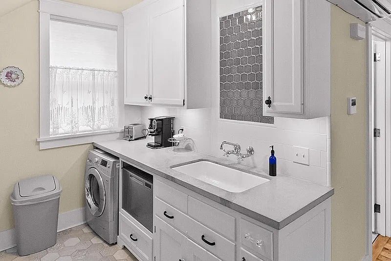 Furnished Finder property 875633_1 photo 18