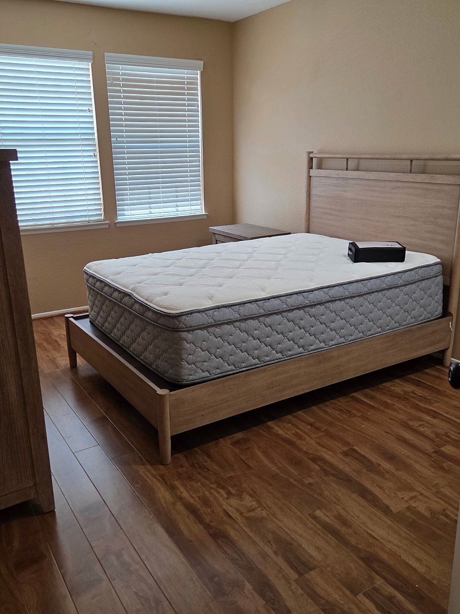 Furnished Finder property 875638_1 photo 3