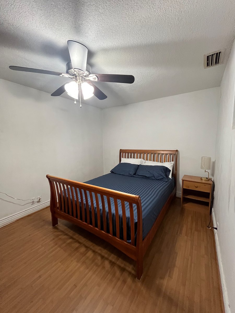 Second bedroom 