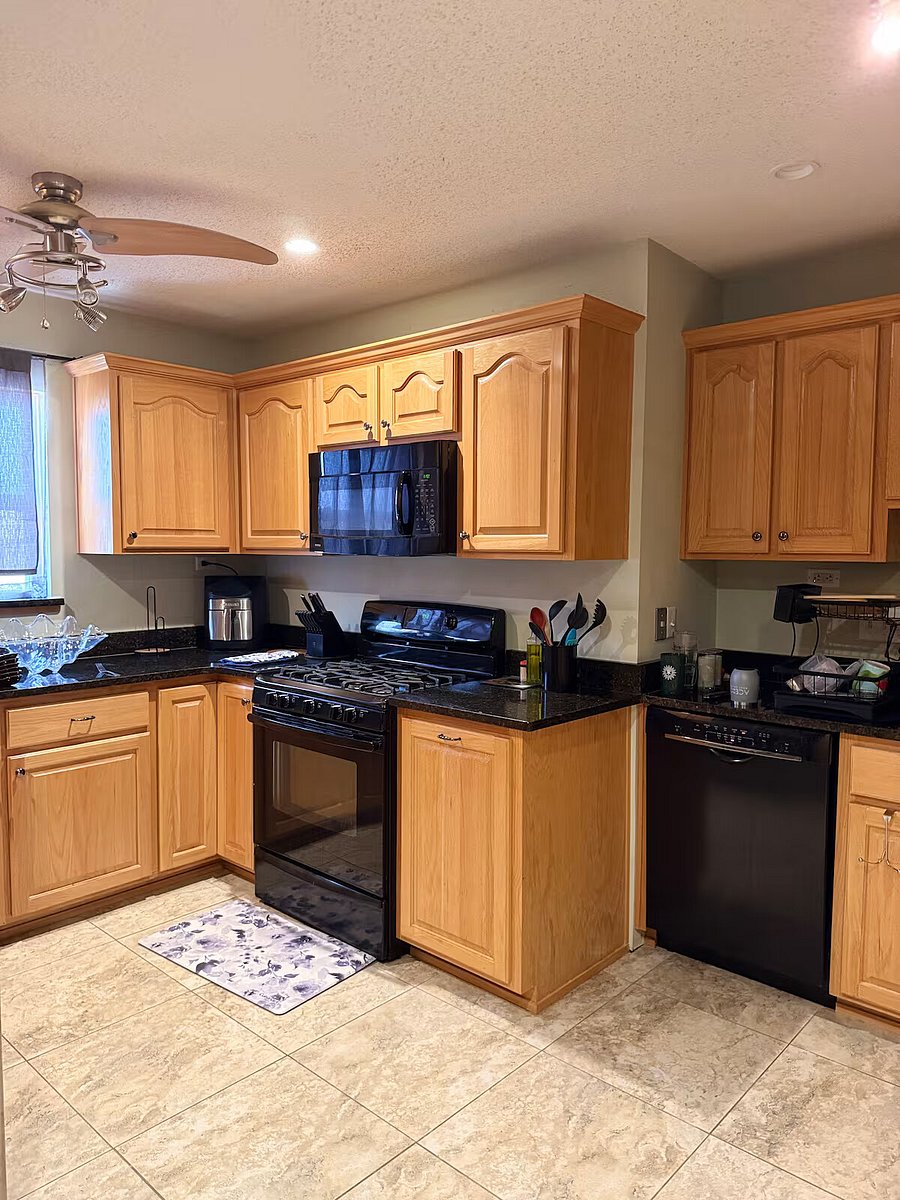 Furnished Finder property 875666_1 photo 6