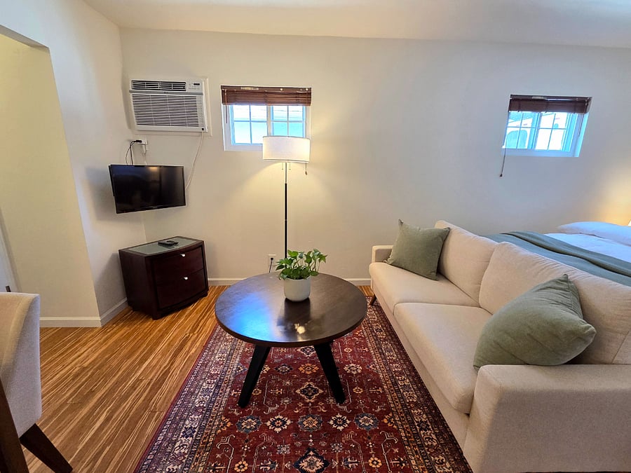 Furnished Finder property 875673_1 photo 12
