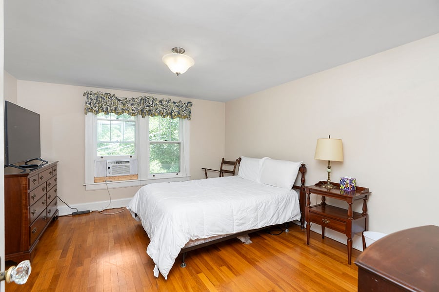 Furnished Finder property 875682_1 photo 18