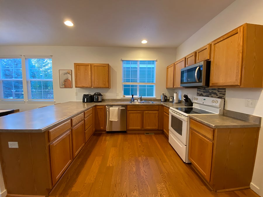 Furnished Finder property 875710_1 photo 9