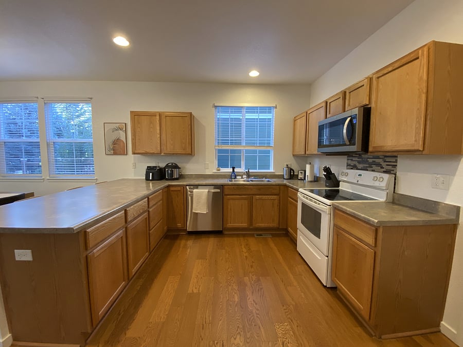 Furnished Finder property 875710_3 photo 8