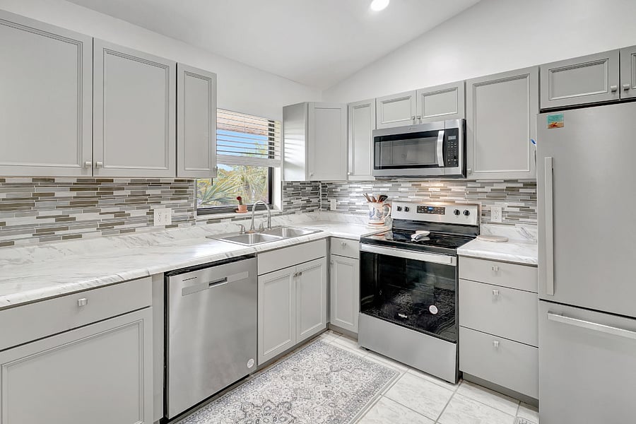 Furnished Finder property 875736_1 photo 6