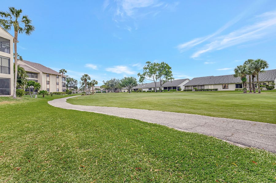 Furnished Finder property 875736_1 photo 21