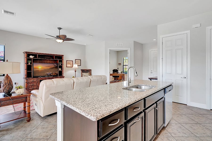 Furnished Finder property 875738_1 photo 10
