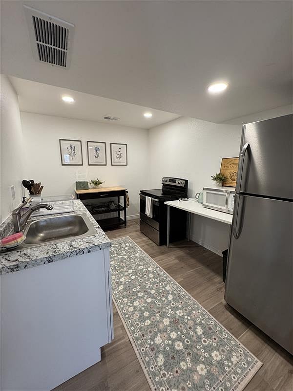 Furnished Finder property 875757_1 photo 3