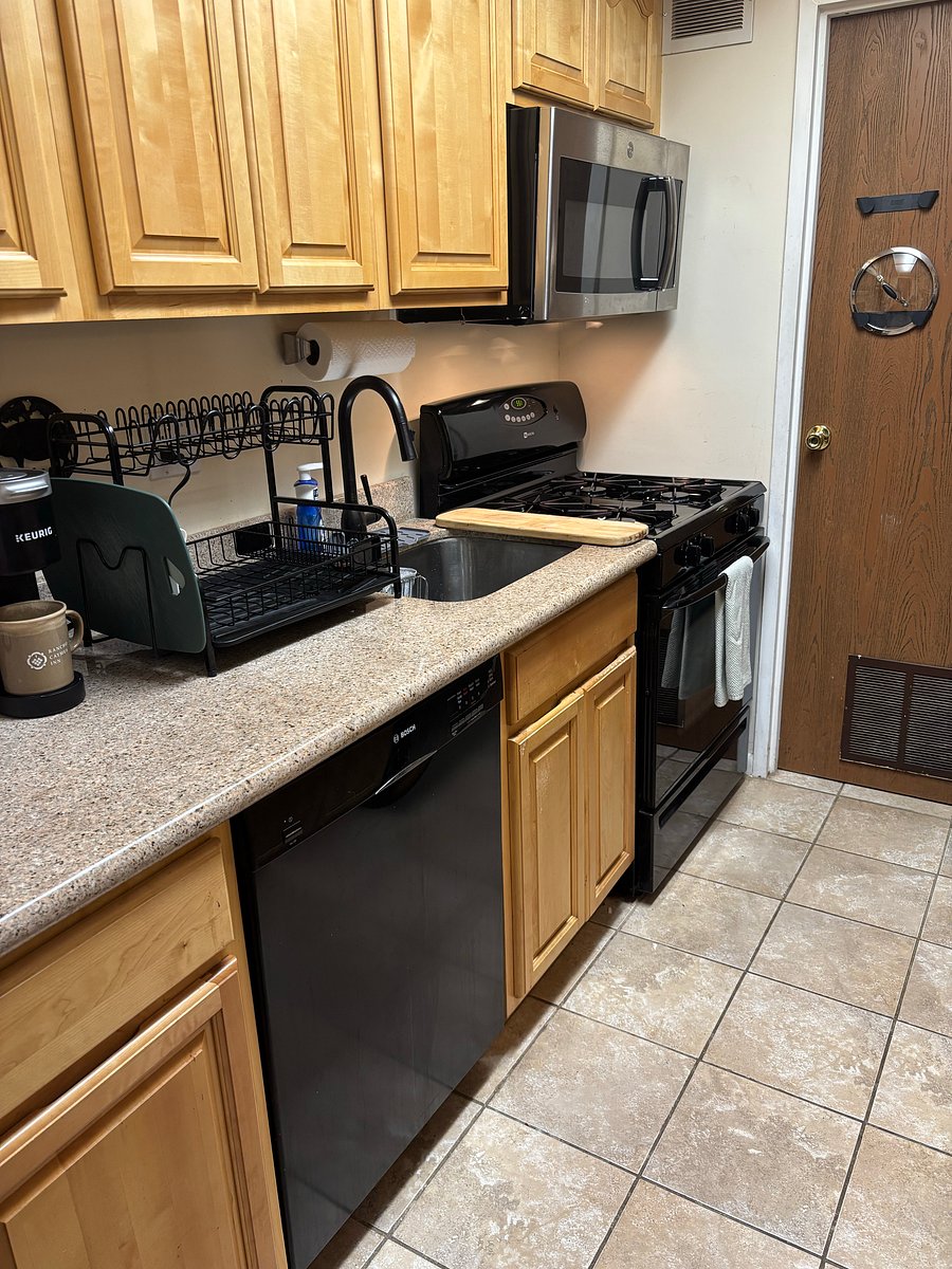 Furnished Finder property 875775_1 photo 6