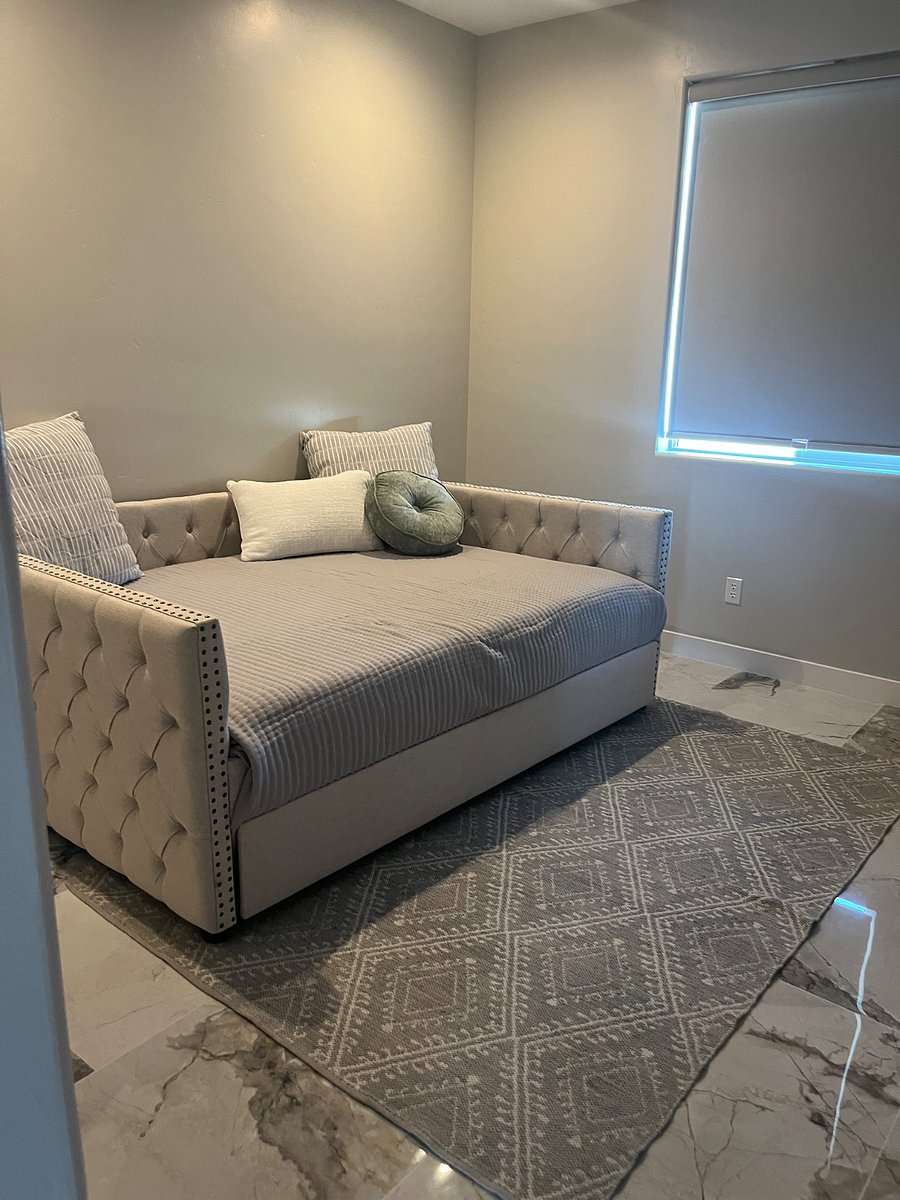 Furnished Finder property 875786_1 photo 14